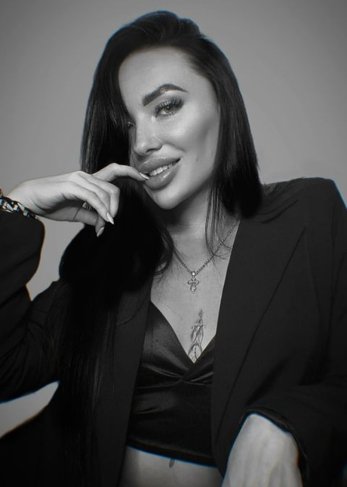 Индивидуалка Аделина главное фото в городе Апатиты 